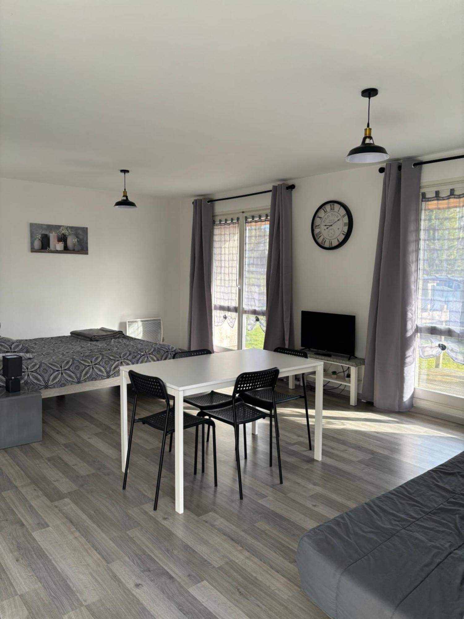 Studio Albert Avec Terrasse A Proximite De Metz Luaran gambar
