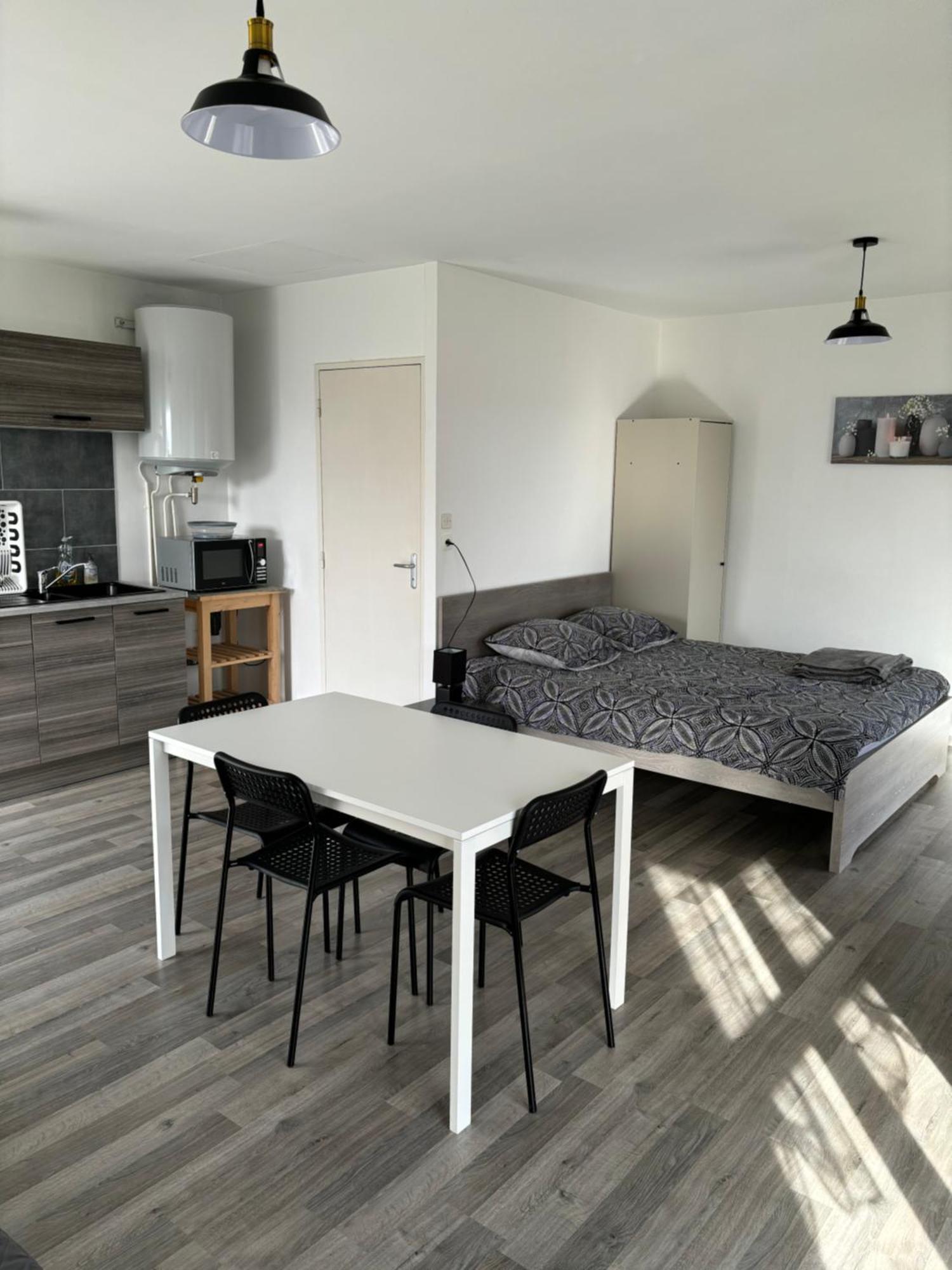 Studio Albert Avec Terrasse A Proximite De Metz Luaran gambar